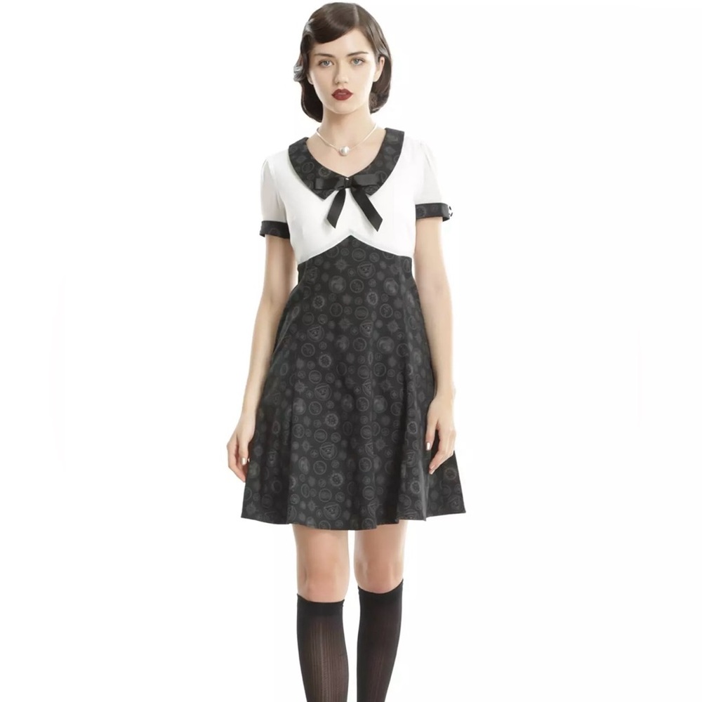 Fantastic Beasts Pin-Up Dress